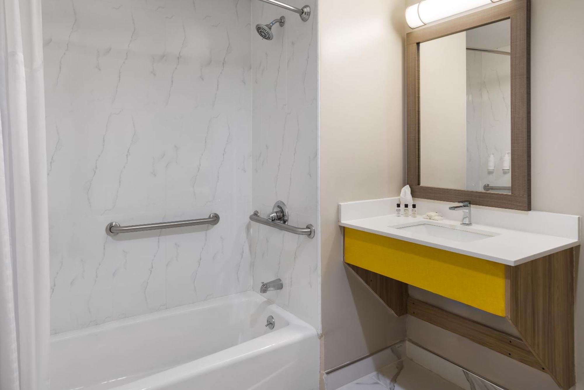 Days Inn By Wyndham Staten Island 纽约 外观 照片